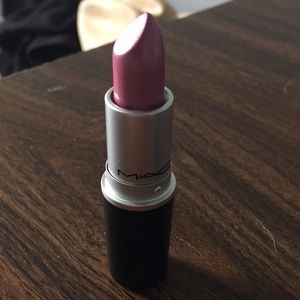 Mac Lipstick, Shade Florabundi